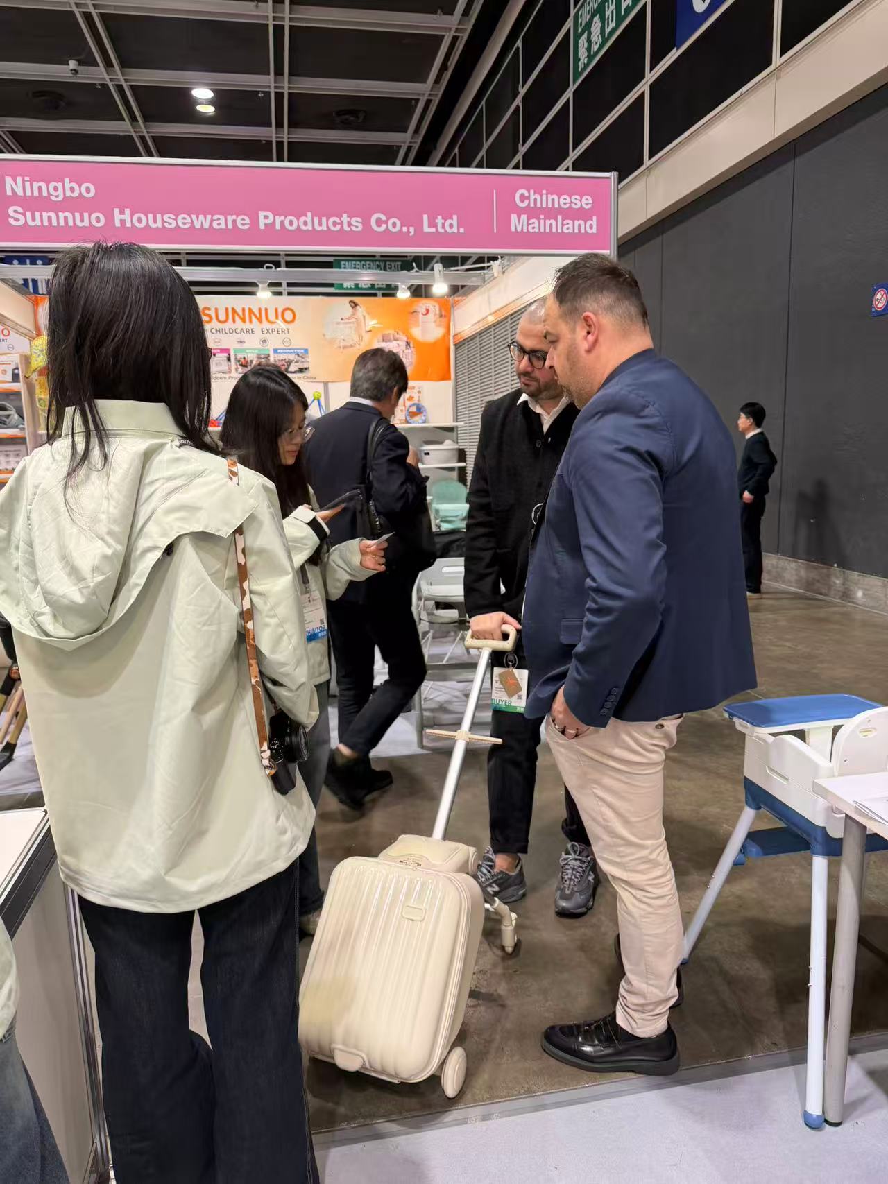Visitors Explore Our Kids’ Travel Product