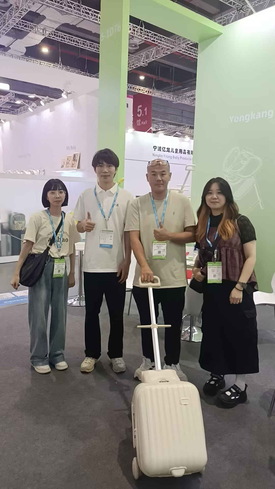 A Memorable Moment with the Zhongdao Team and Our Visitors