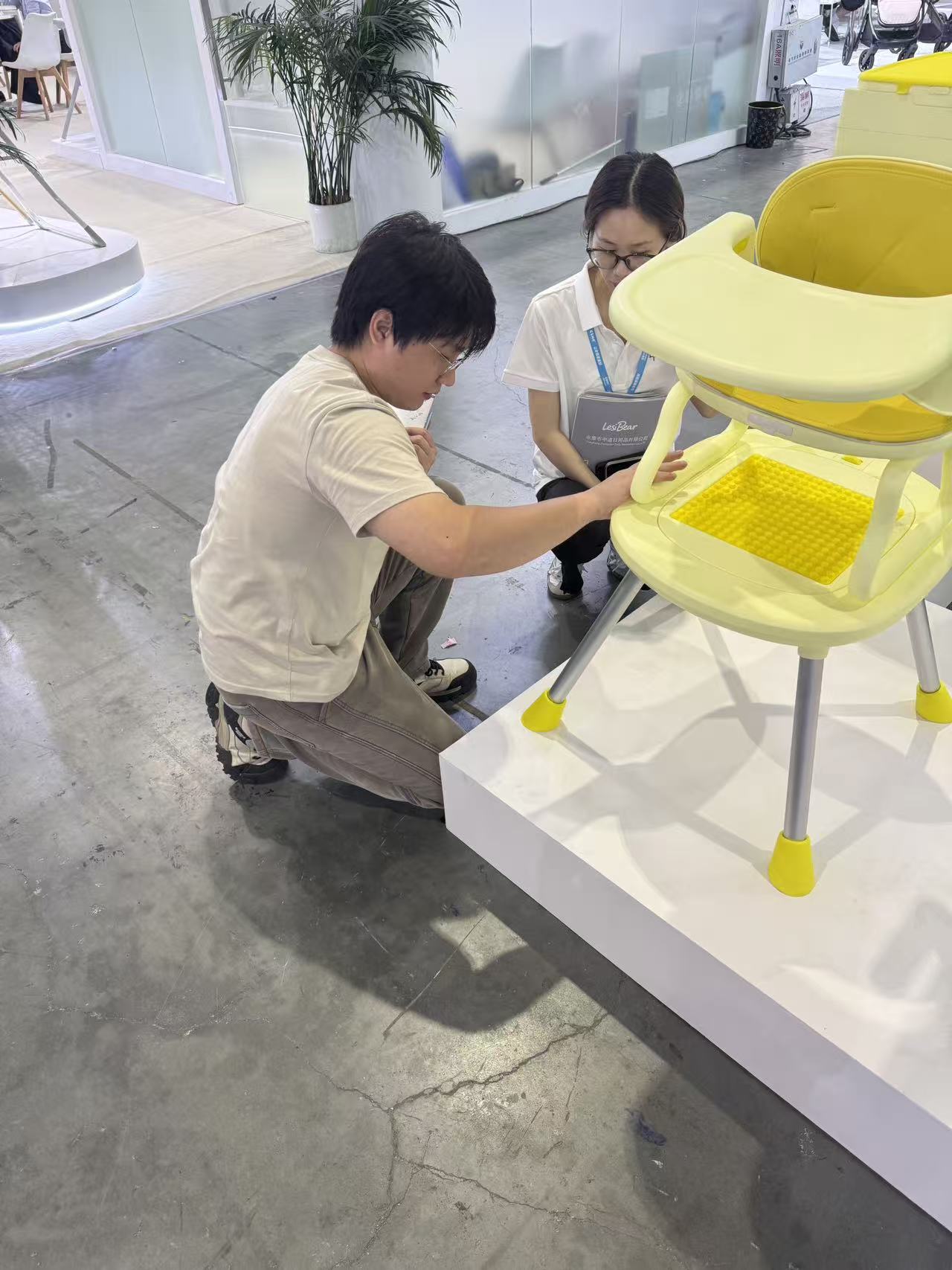 Taking a Closer Look at High Chair Design Details